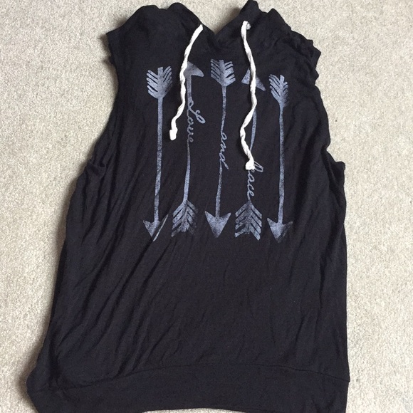 Sleeveless hooded top - Picture 2 of 6